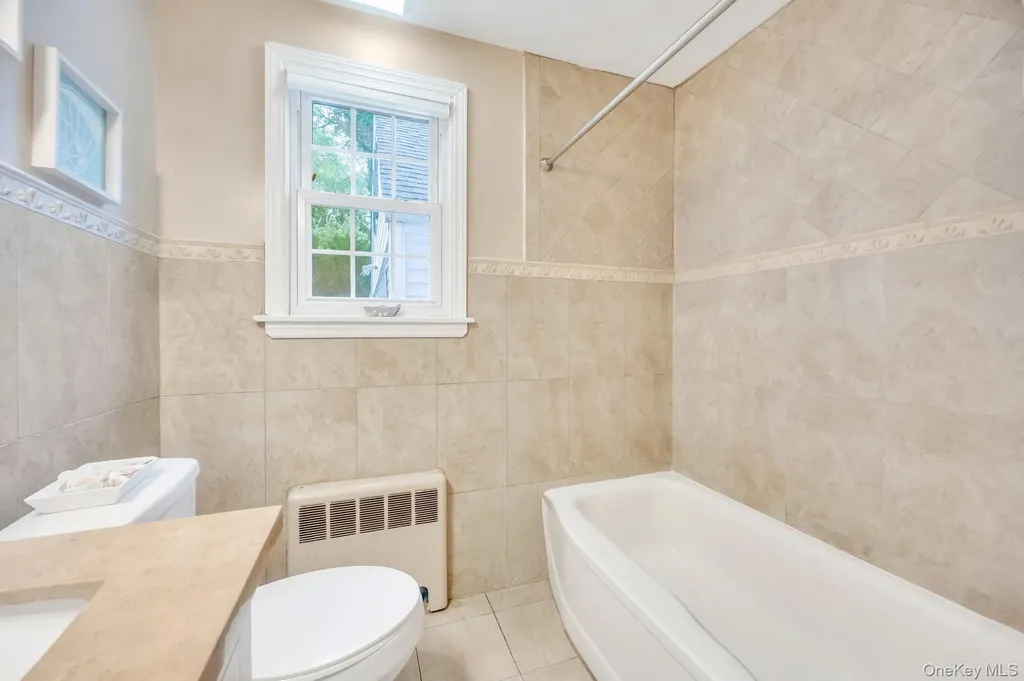 190 Connetquot Drive Oakdale NY 11769