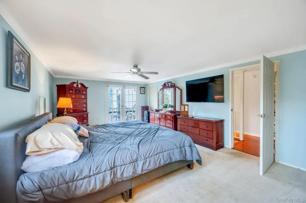 190 Connetquot Drive Oakdale NY 11769