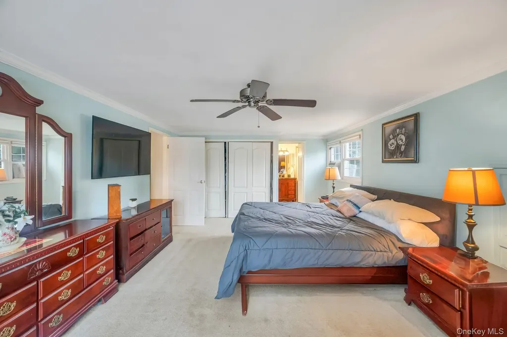 190 Connetquot Drive Oakdale NY 11769