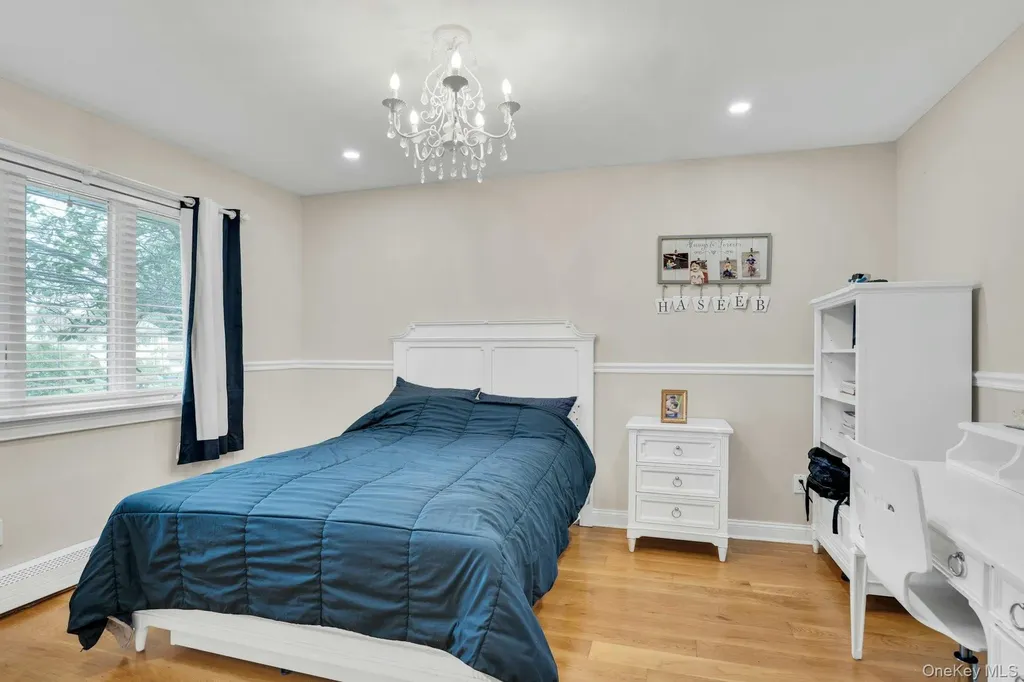 1 Regency Lane Dix Hills NY 11746
