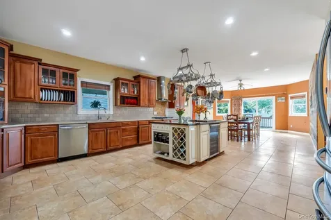 506 Moriches Middle Island Road Manorville NY 11949