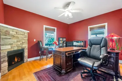 506 Moriches Middle Island Road Manorville NY 11949