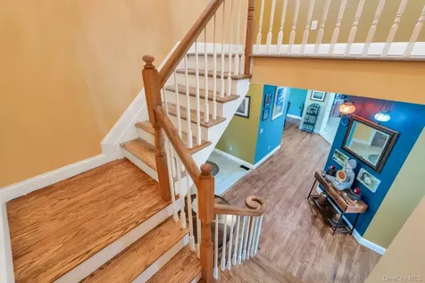 506 Moriches Middle Island Road Manorville NY 11949