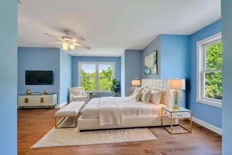 506 Moriches Middle Island Road Manorville NY 11949