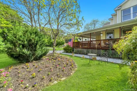 506 Moriches Middle Island Road Manorville NY 11949