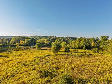 220 Sawkill Road Kingston NY 12401