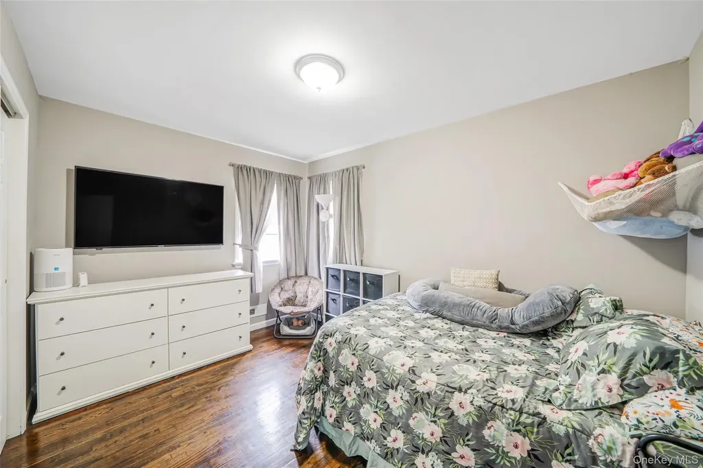 14 Dartmouth Drive Bay Shore NY 11706