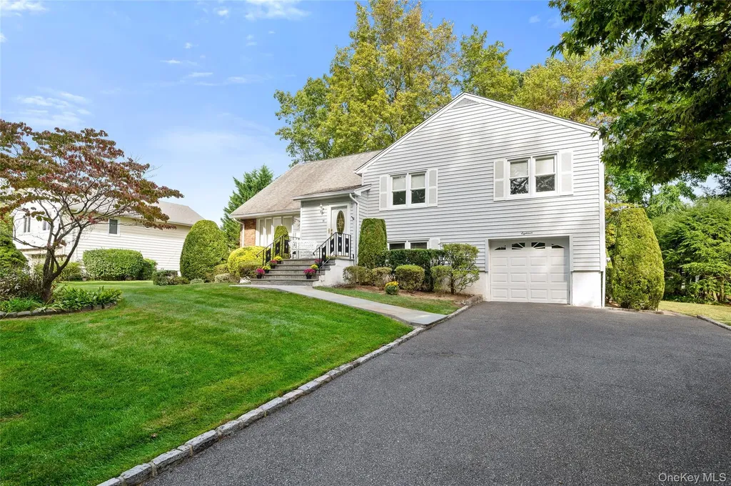18 Seton Drive New Rochelle NY 10804
