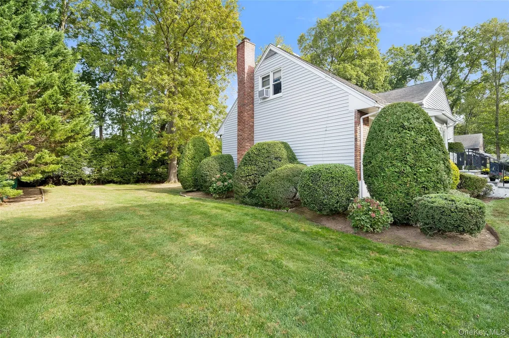 18 Seton Drive New Rochelle NY 10804