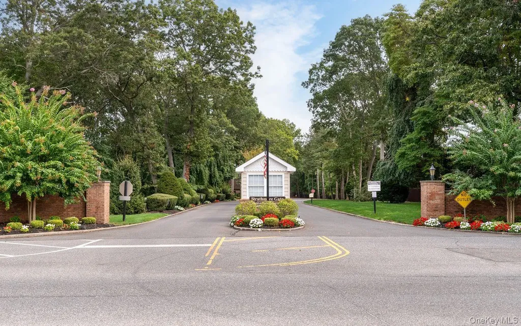 182 Strathmore Gate Drive Stony Brook NY 11790