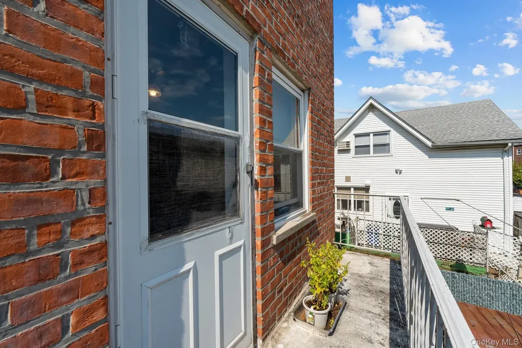 1518 Bayview Avenue Bronx NY 10465