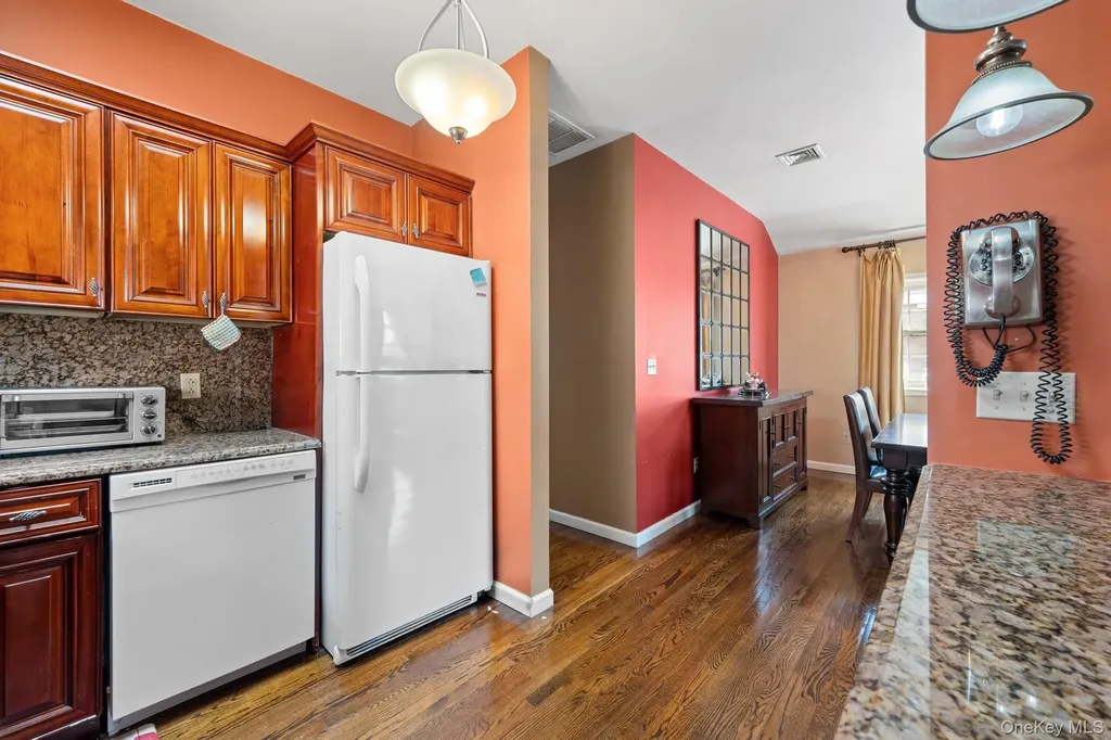 1514 Bayview Avenue Bronx NY 10465