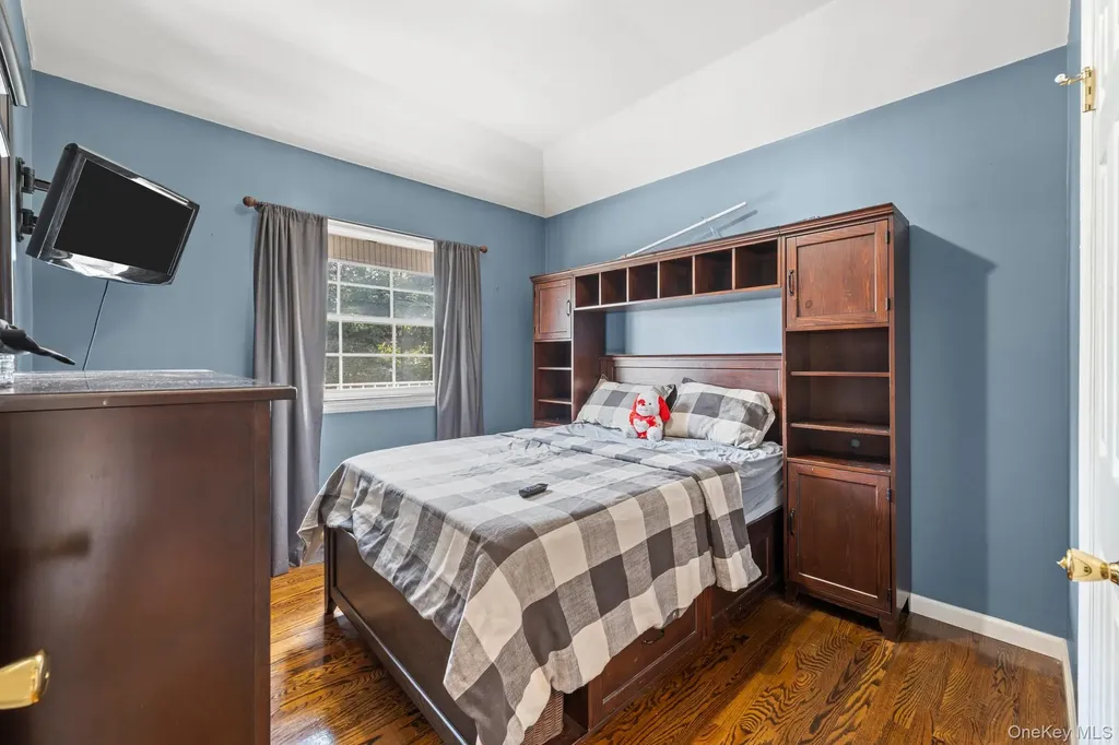 1514 Bayview Avenue Bronx NY 10465