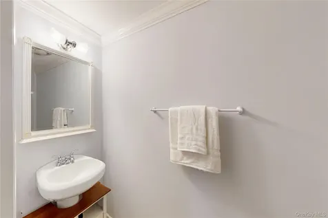 915 White Pond Colony Road W Carmel NY 10512