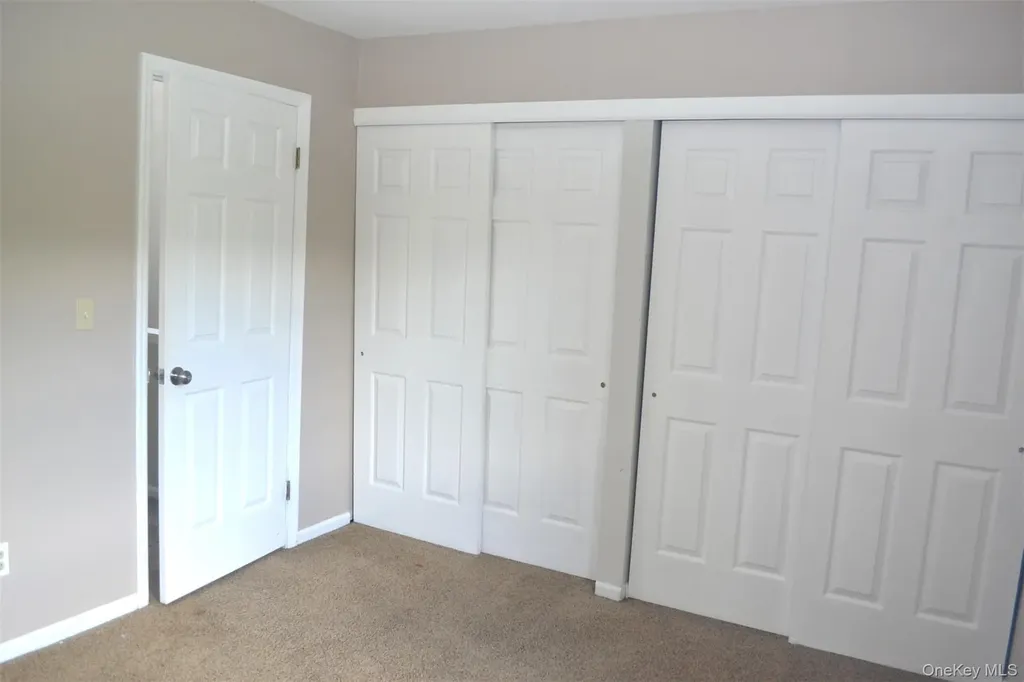 308 Covington Green Lane Patterson NY 12563