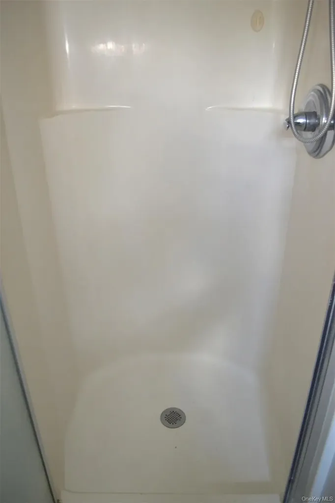 308 Covington Green Lane Patterson NY 12563