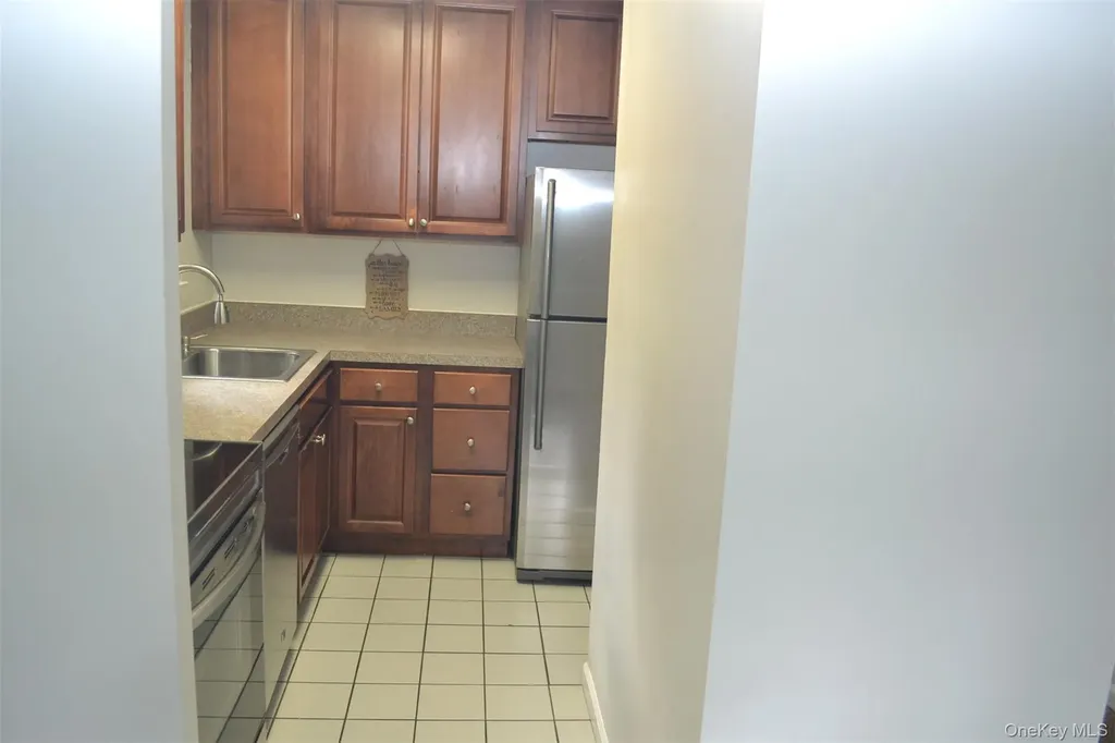 308 Covington Green Lane Patterson NY 12563