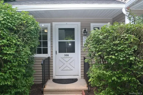 308 Covington Green Lane Patterson NY 12563