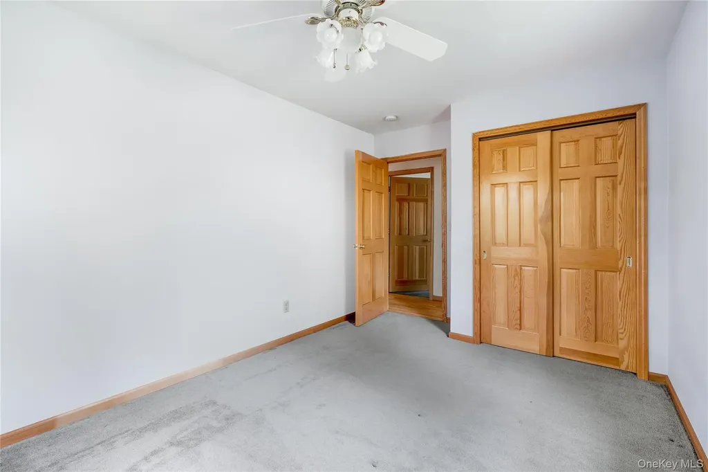 91 Decker Road Ancram NY 12502