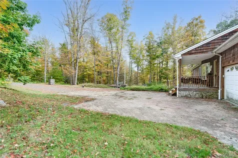 91 Decker Road Ancram NY 12502
