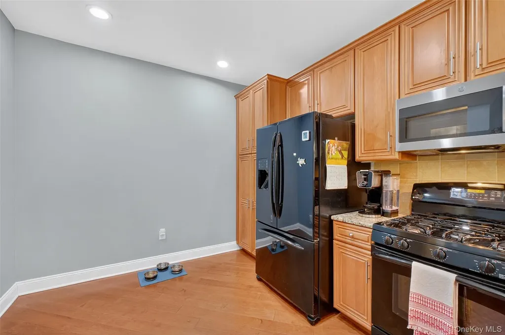 423 Regency Drive Fishkill NY 12524