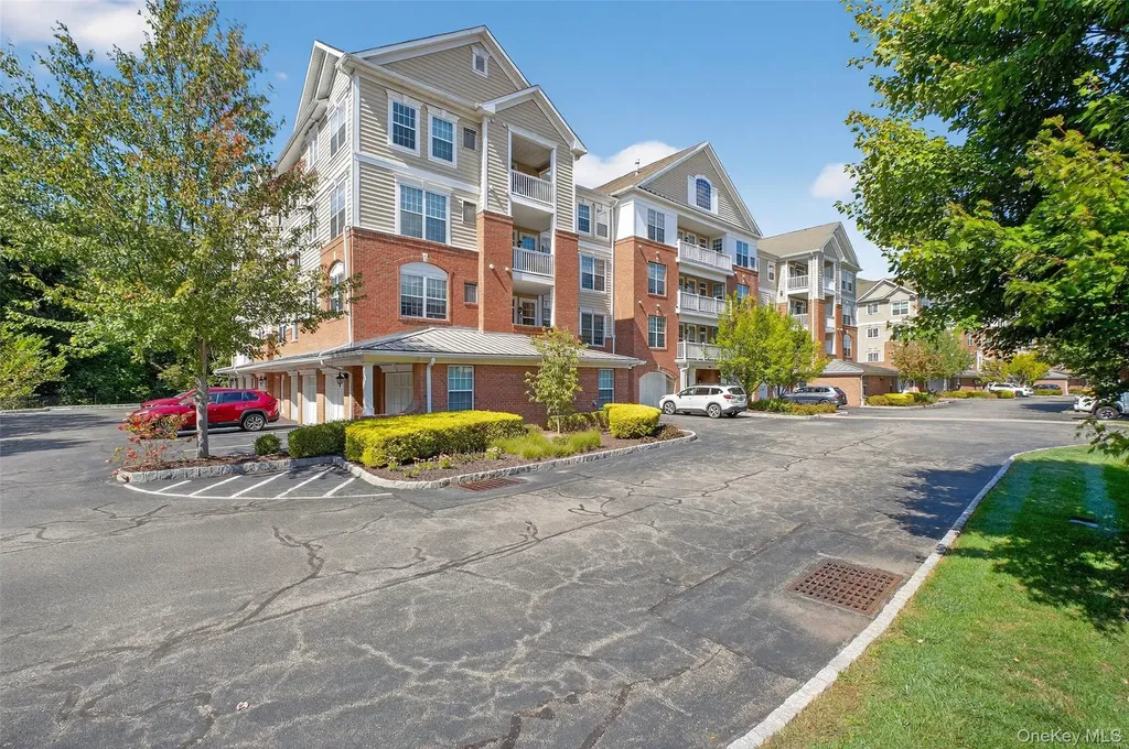 423 Regency Drive Fishkill NY 12524
