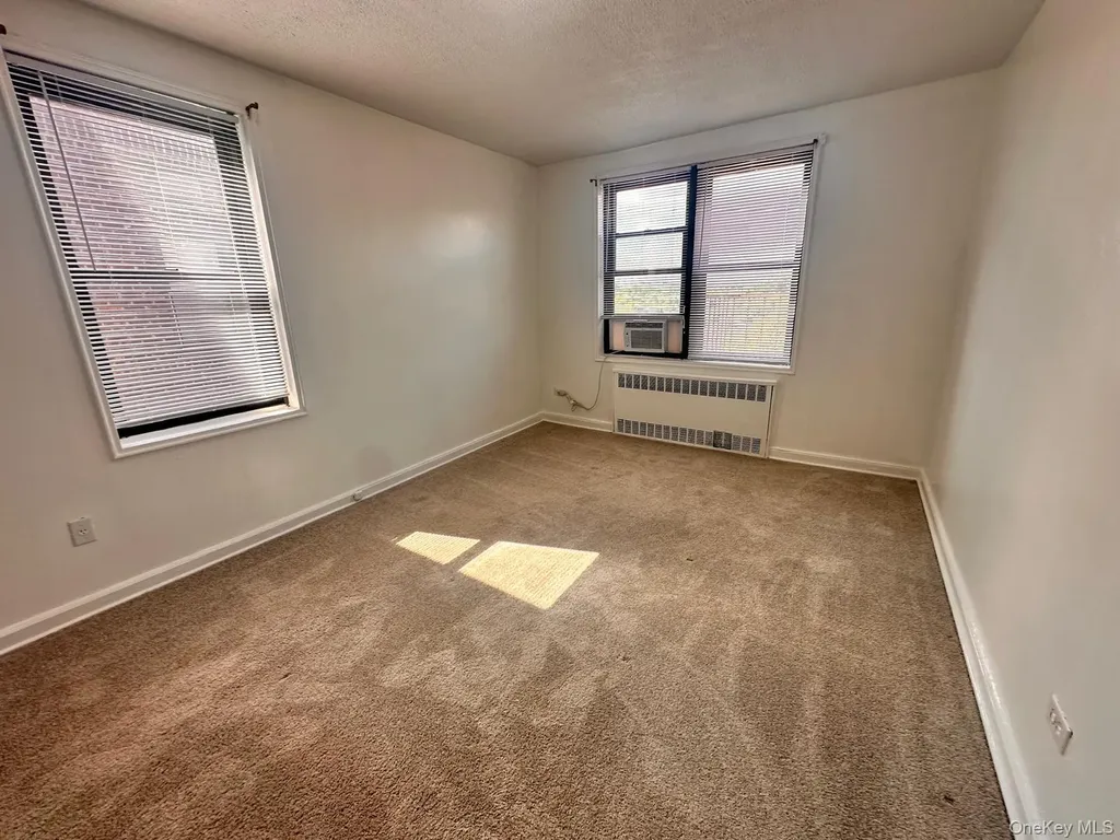 150-11 72nd Road Flushing NY 11367