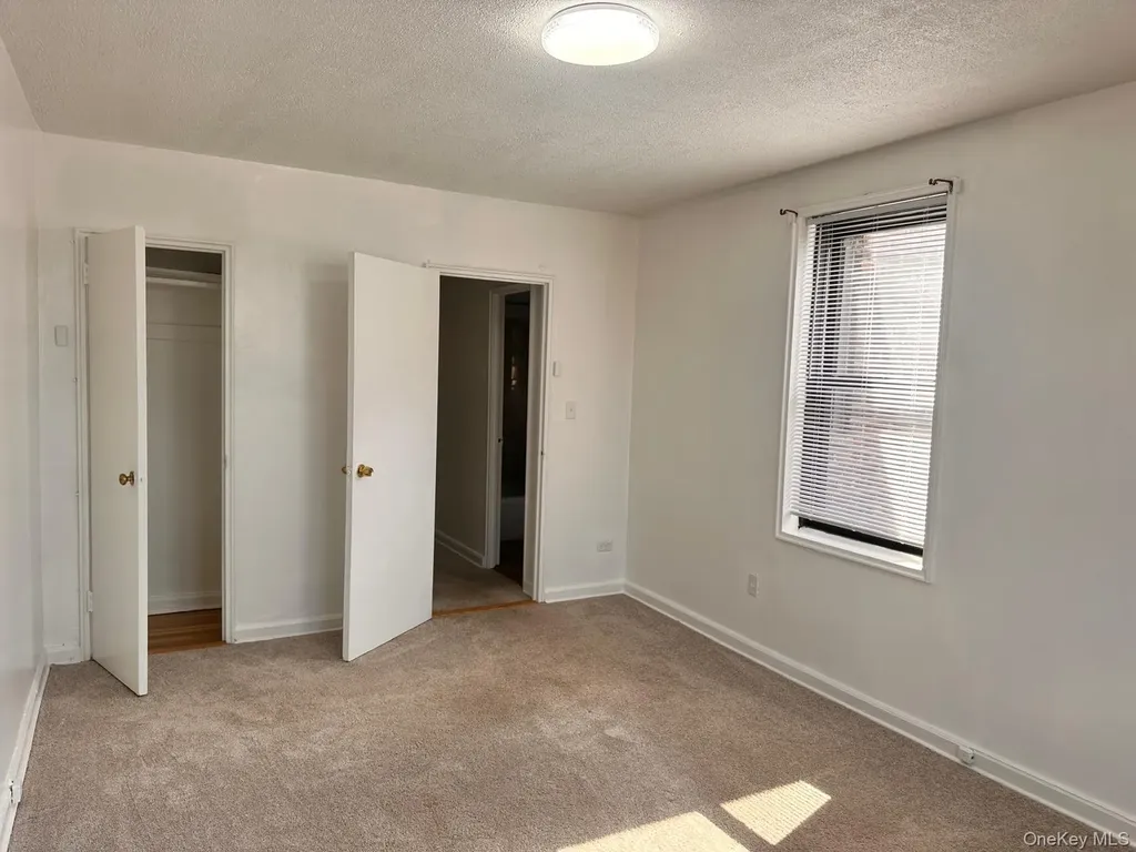 150-11 72nd Road Flushing NY 11367