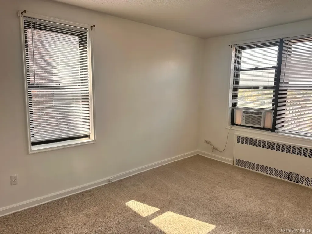 150-11 72nd Road Flushing NY 11367