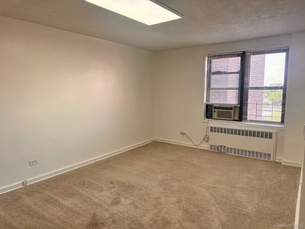 150-11 72nd Road Flushing NY 11367