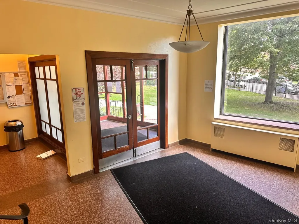 150-11 72nd Road Flushing NY 11367