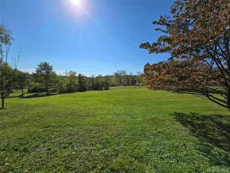 171 Winterton Road Bloomingburg NY 12721