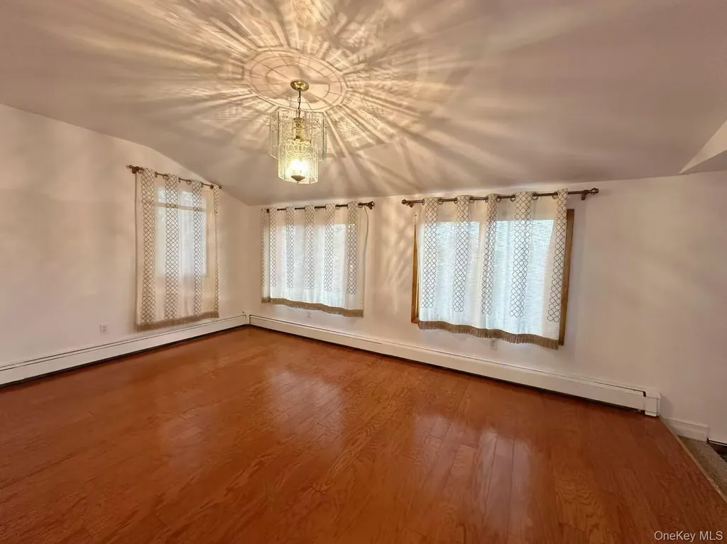 200 Saint Regis Drive Massapequa NY 11762