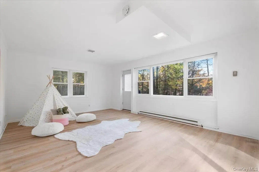 56 Winslow Road White Plains NY 10606