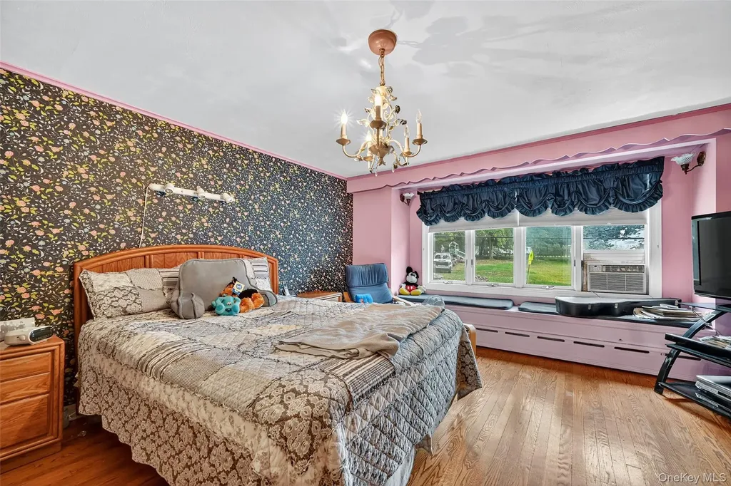 159 Grandview Avenue Monsey NY 10952