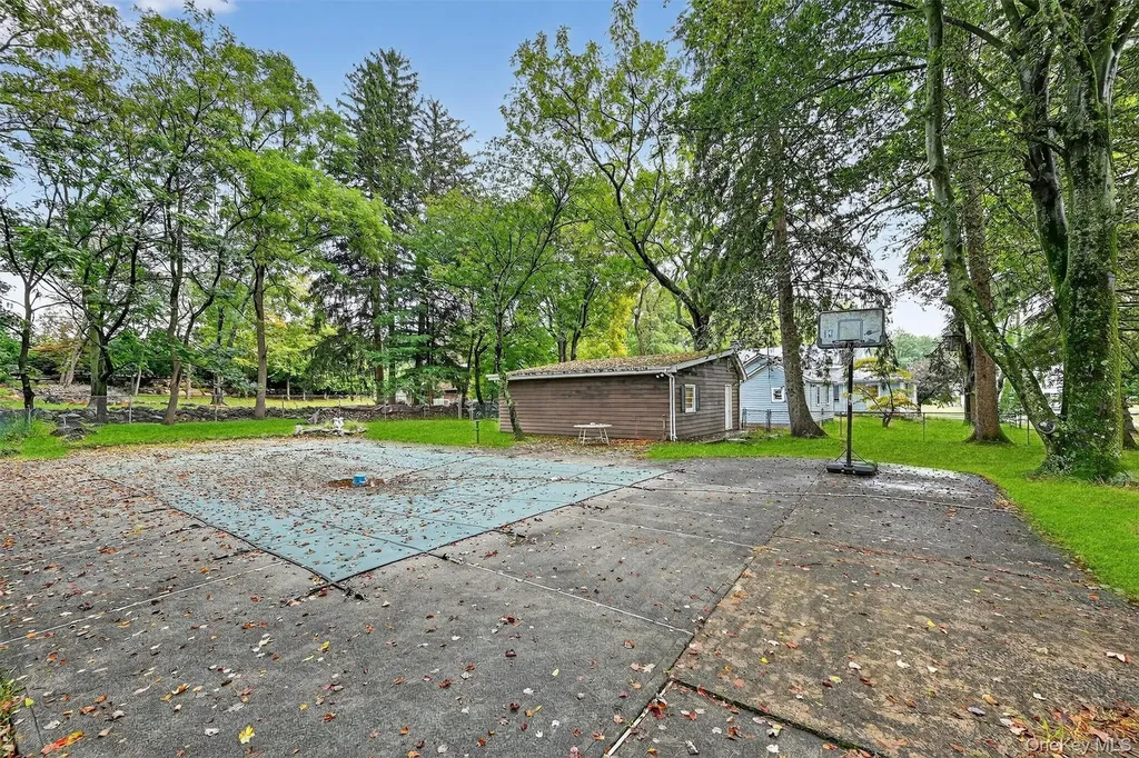 159 Grandview Avenue Monsey NY 10952