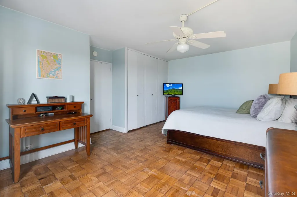 2500 Johnson Avenue Bronx NY 10463