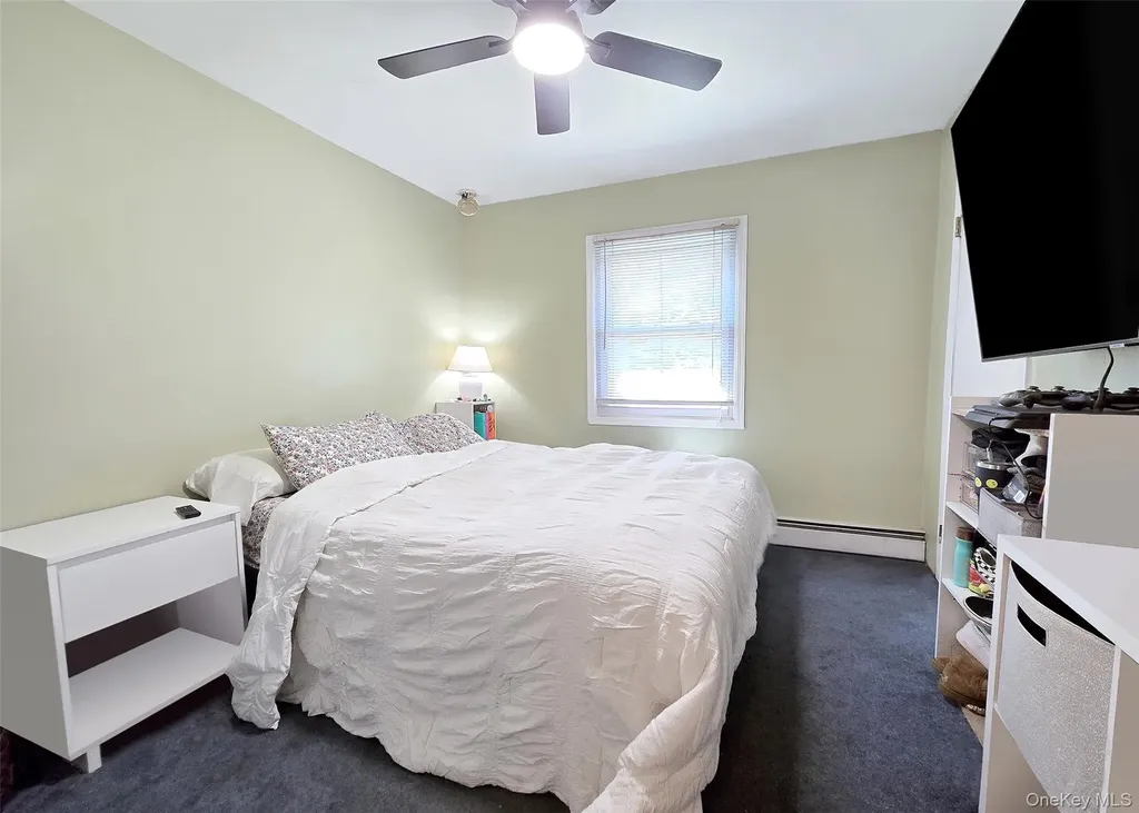 15 Garden Lane Yaphank NY 11980