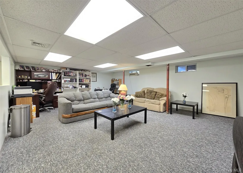 15 Garden Lane Yaphank NY 11980