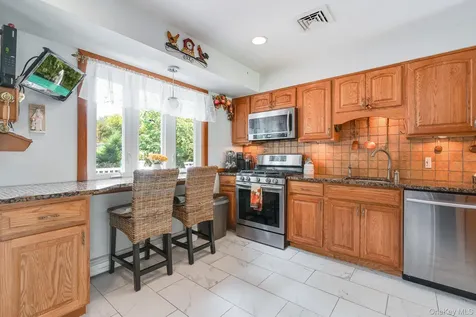 34 Raker Road Poughkeepsie NY 12603