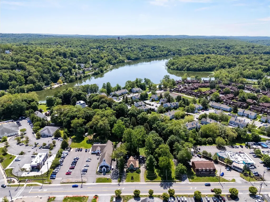 1860 E Main Street Mohegan Lake NY 10547