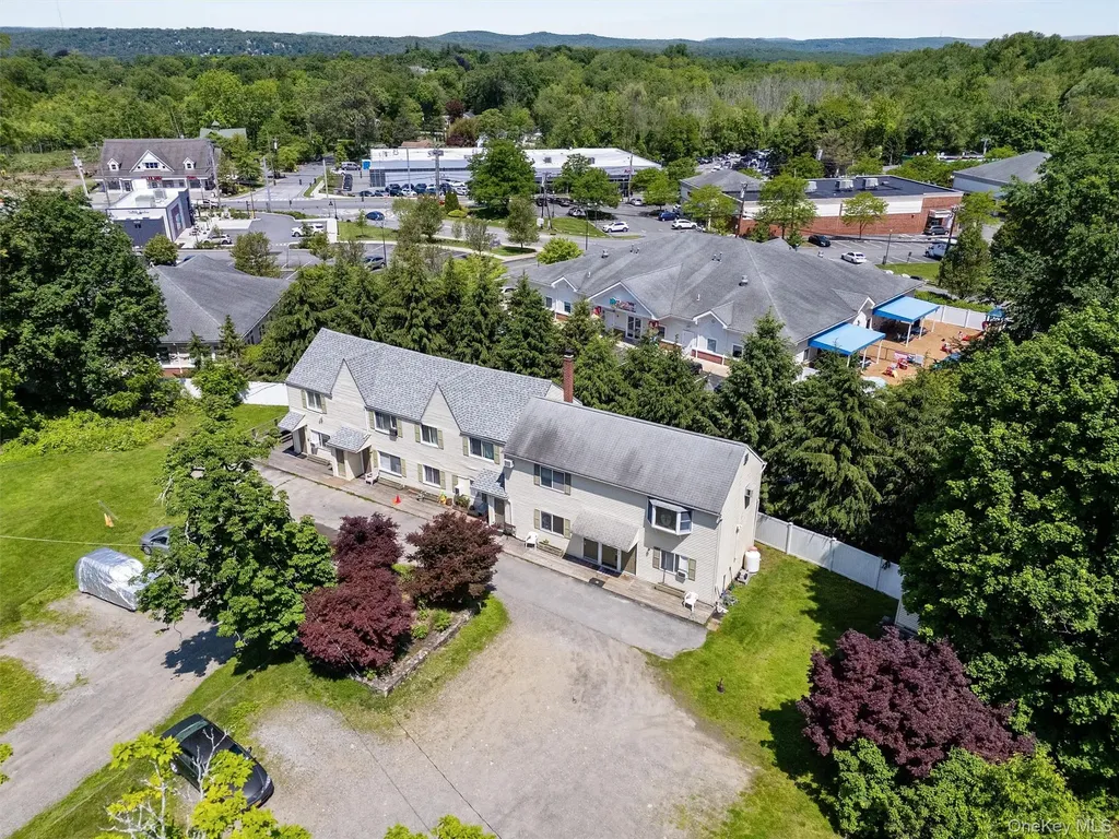 1860 E Main Street Mohegan Lake NY 10547