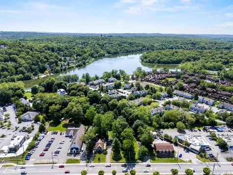 1860 E Main Street Mohegan Lake NY 10547