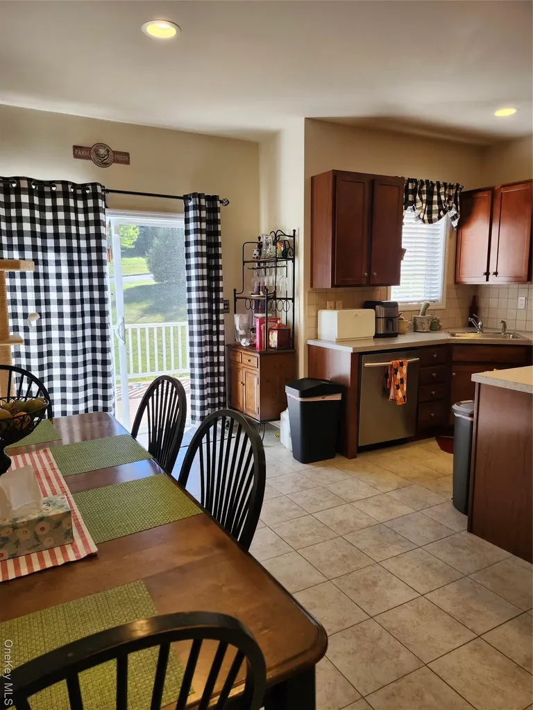 176 N River Drive Beacon NY 12508