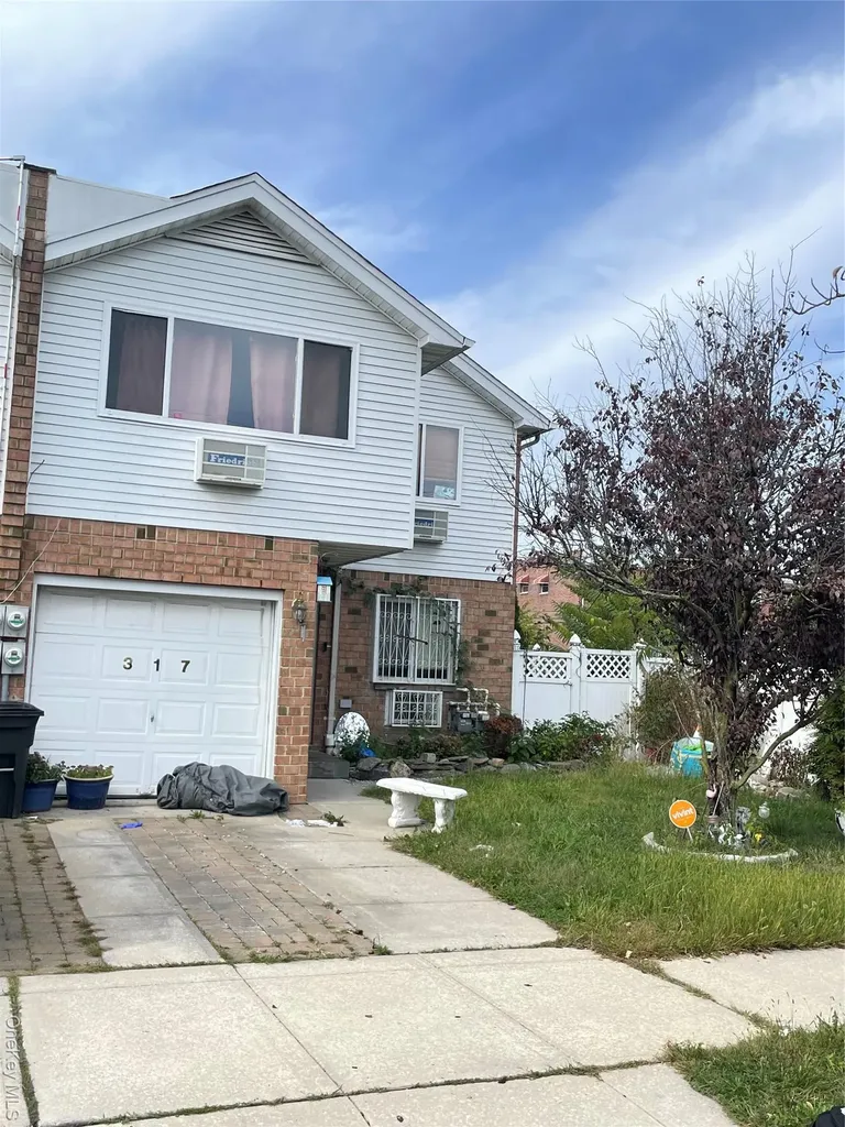 317 Torry Avenue Bronx NY 10473