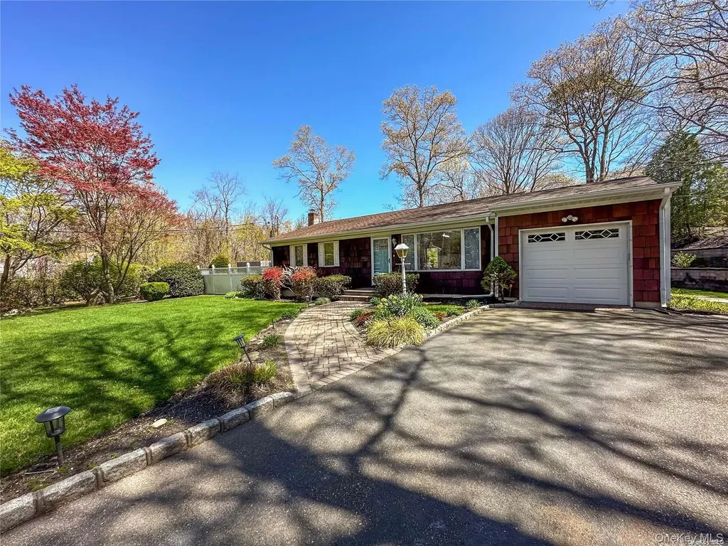 126 Overhill Road Wading River NY 11792