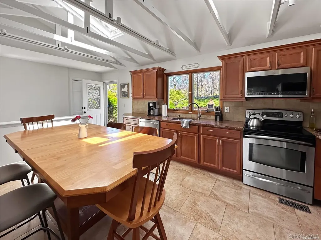126 Overhill Road Wading River NY 11792