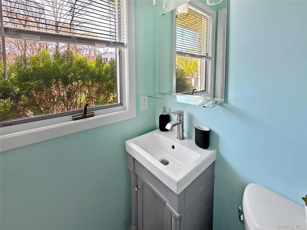 126 Overhill Road Wading River NY 11792