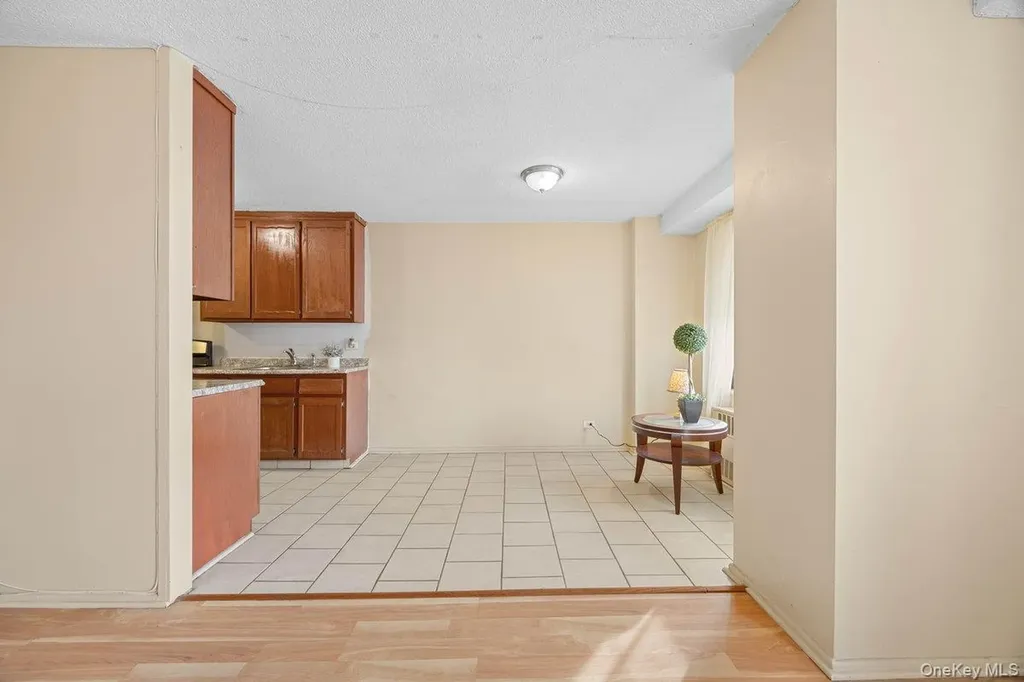 1966 Newbold Avenue Bronx NY 10472