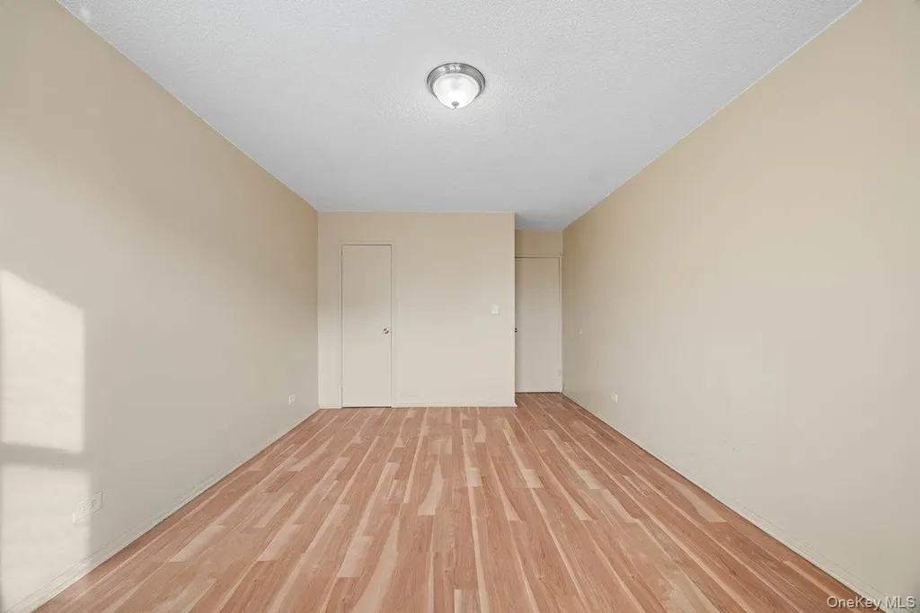 1966 Newbold Avenue Bronx NY 10472